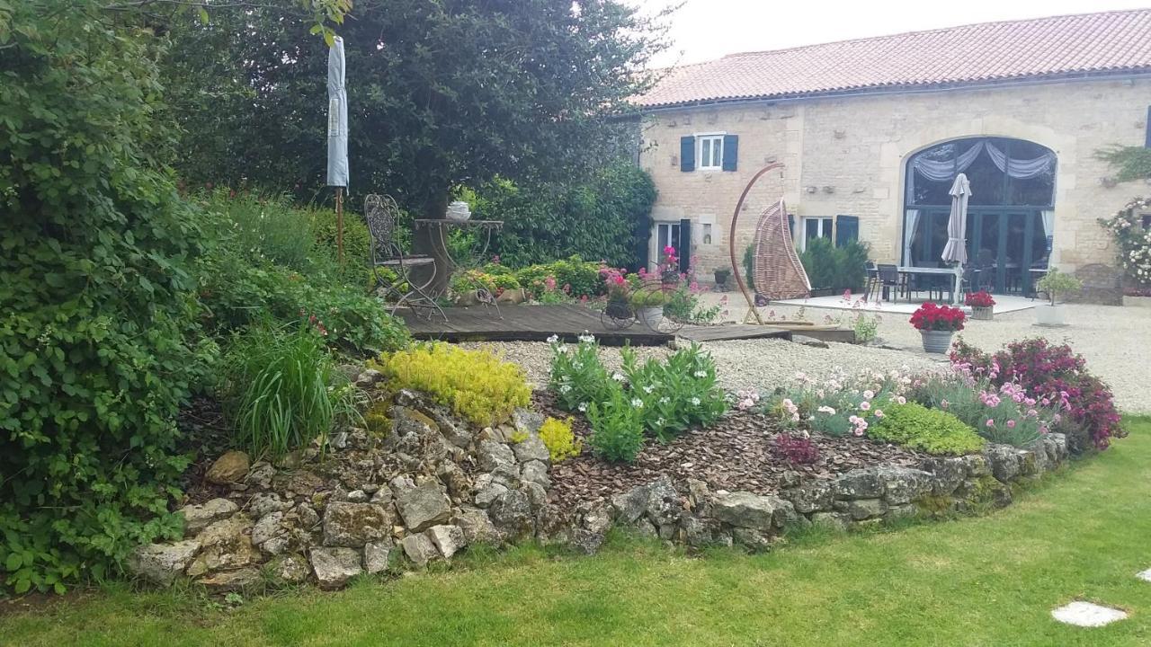 La Grange De Gournay Bed & Breakfast ภายนอก รูปภาพ